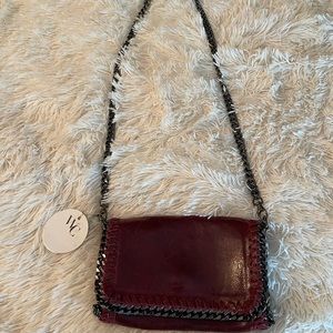 Burgundy red leather shoulder chain strap pocketbook